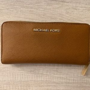 Michael Kors Leather Zip Wallet